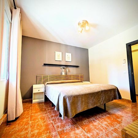 Hostal Jentoft Σεβίλλη Εξωτερικό φωτογραφία