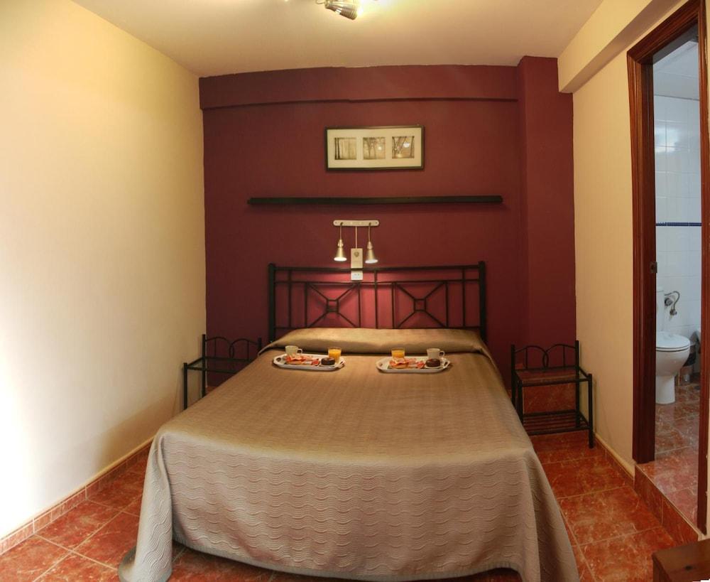 Hostal Jentoft Σεβίλλη Εξωτερικό φωτογραφία
