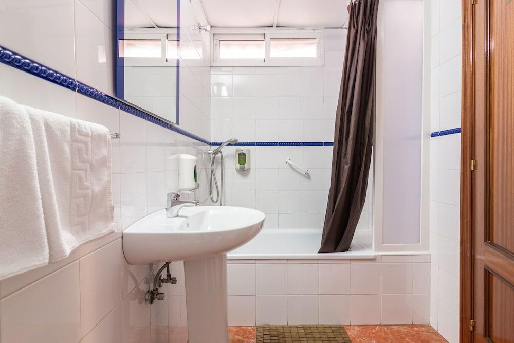 Hostal Jentoft Σεβίλλη Εξωτερικό φωτογραφία