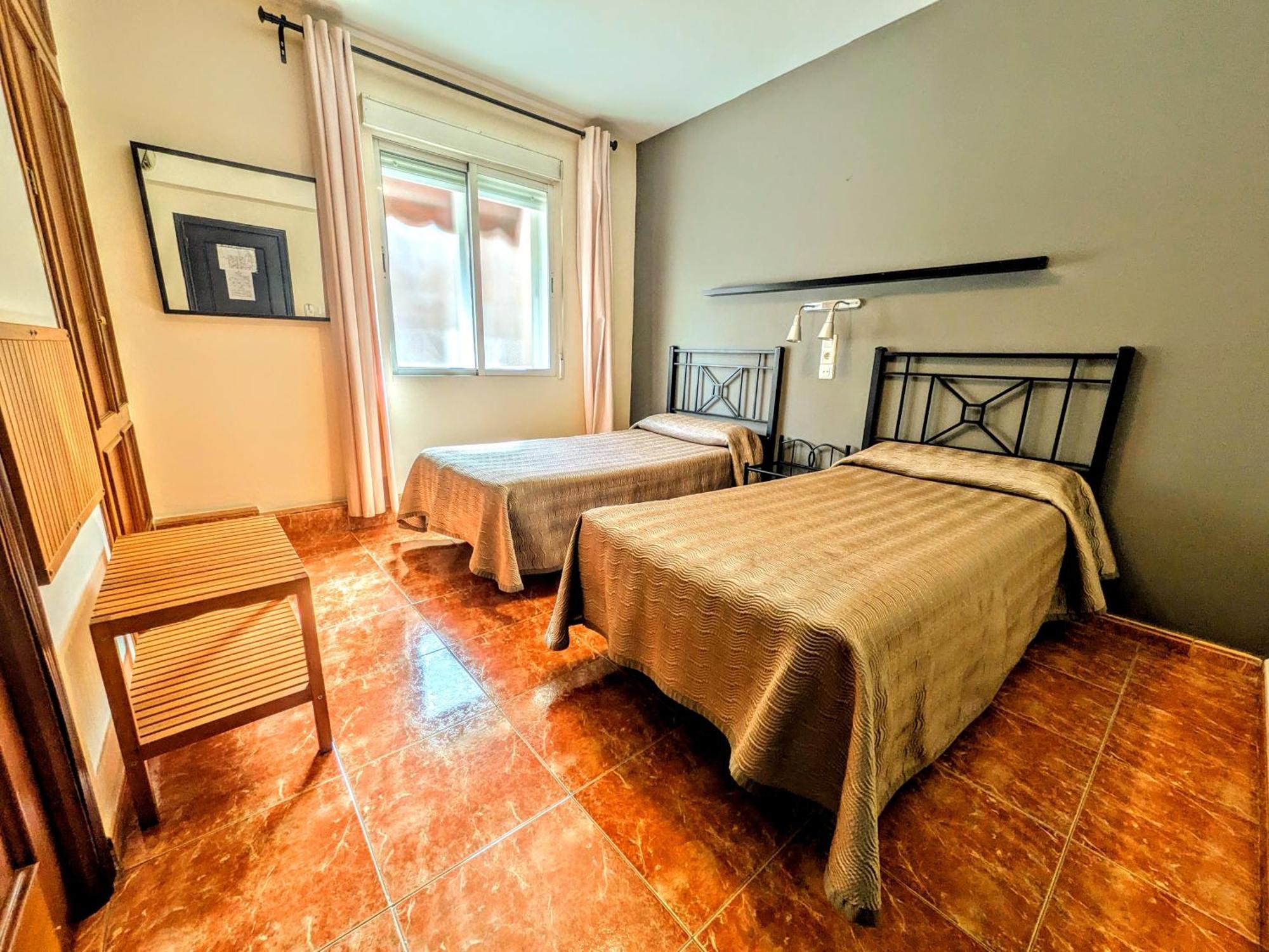 Hostal Jentoft Σεβίλλη Εξωτερικό φωτογραφία