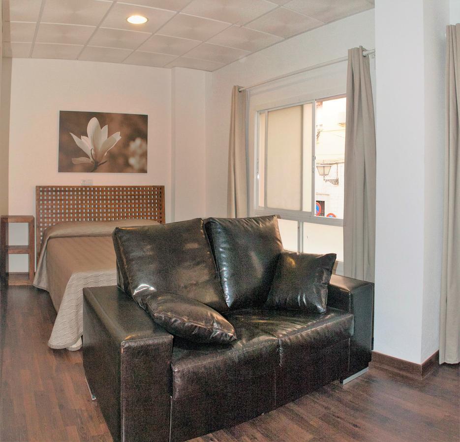 Hostal Jentoft Σεβίλλη Εξωτερικό φωτογραφία