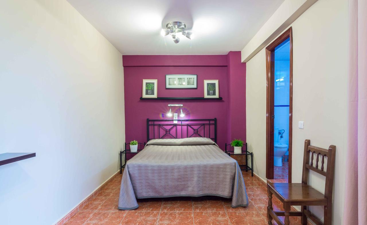 Hostal Jentoft Σεβίλλη Εξωτερικό φωτογραφία