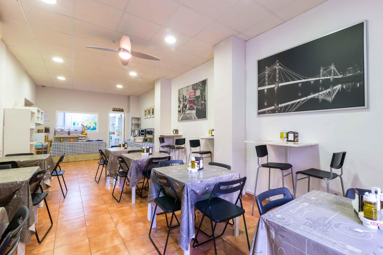 Hostal Jentoft Σεβίλλη Εξωτερικό φωτογραφία